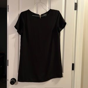 Black lulu’s shift dress size large